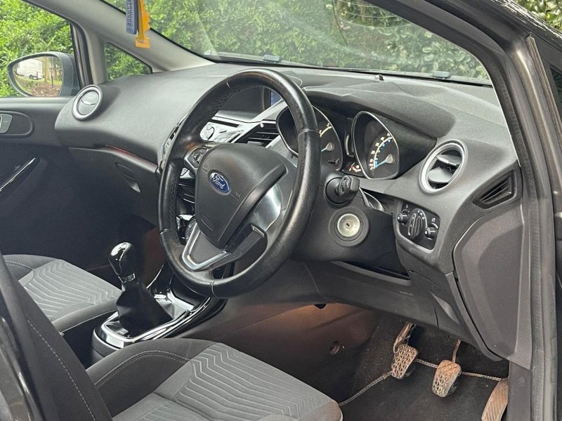 FORD FIESTA