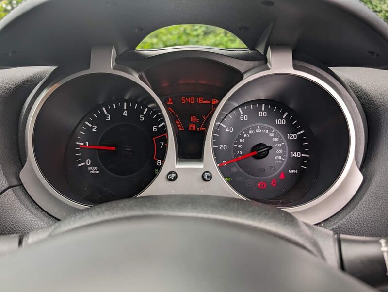 NISSAN JUKE