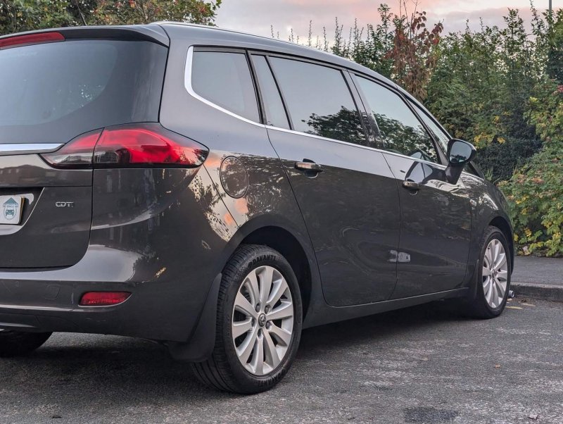 VAUXHALL ZAFIRA TOURER
