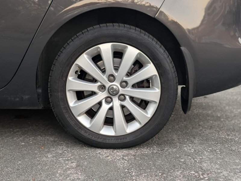 VAUXHALL ZAFIRA TOURER