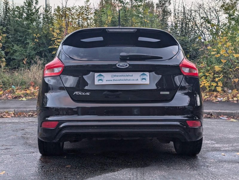 FORD FOCUS