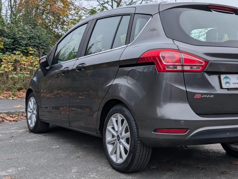 FORD B-MAX