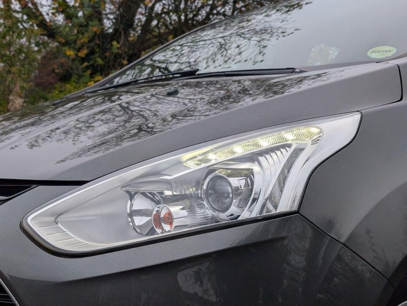 FORD B-MAX