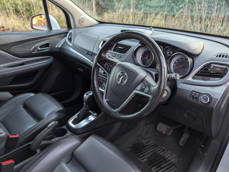 VAUXHALL MOKKA