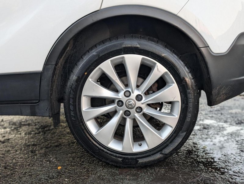 VAUXHALL MOKKA