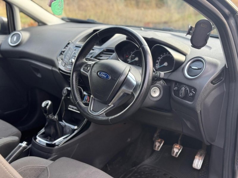 FORD FIESTA