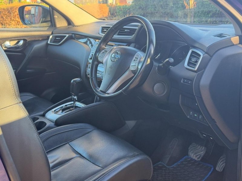 NISSAN QASHQAI